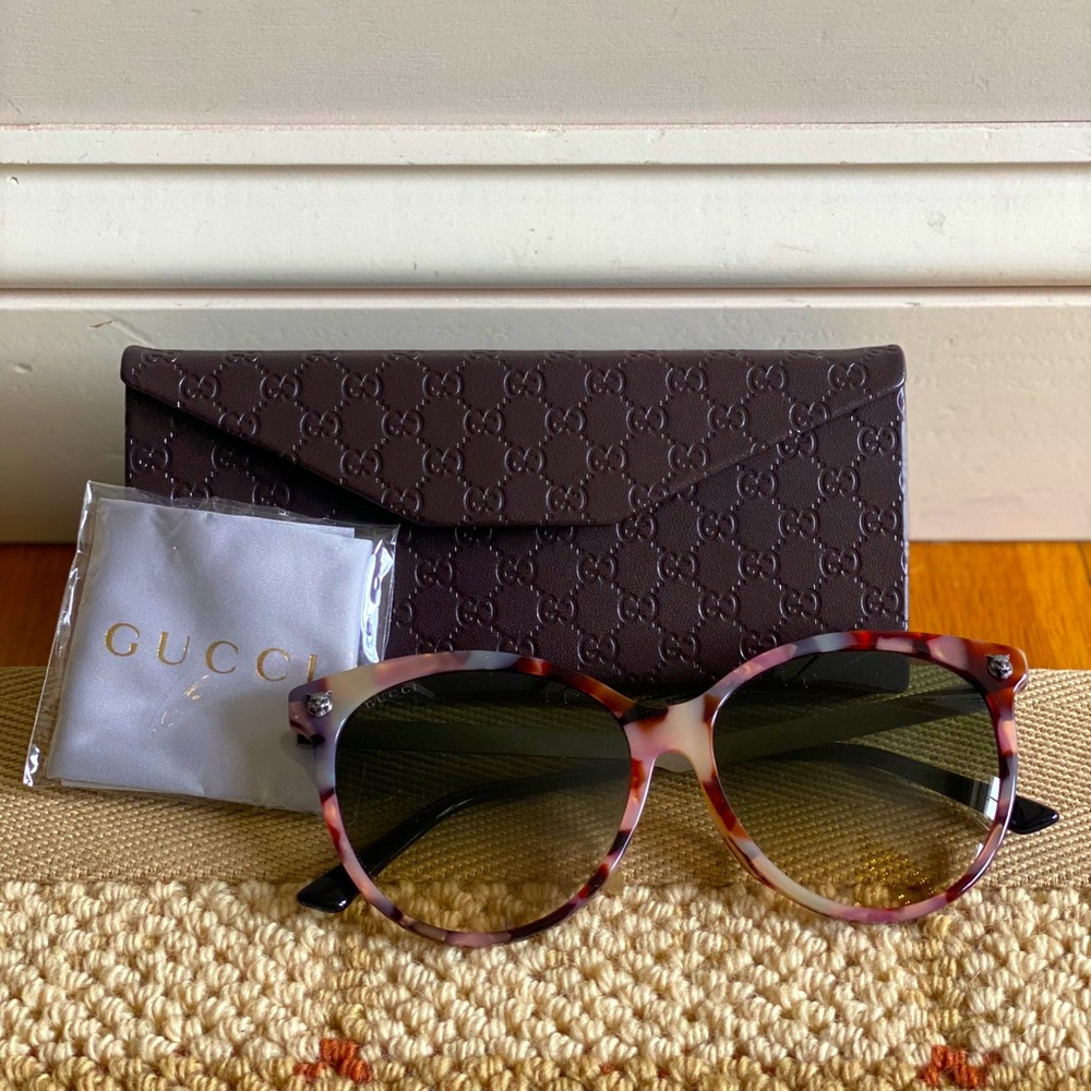 Gucci sunglasses